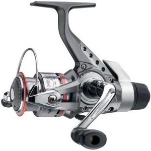 Катушка DAIWA Megaforce 1550 Х, задн. фрик, 3+1 подш.